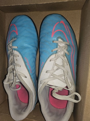 Nike football shoes used, size 37.5