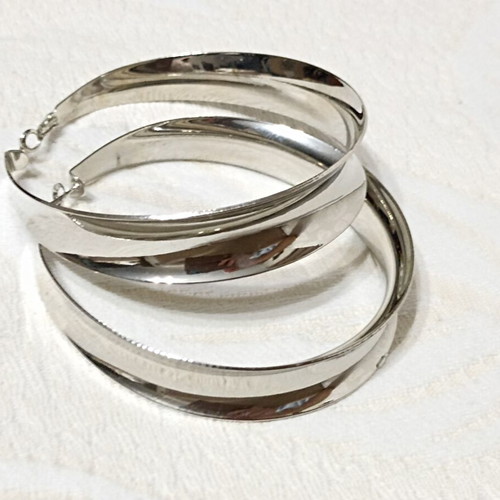 Large hoop earrings silver like new