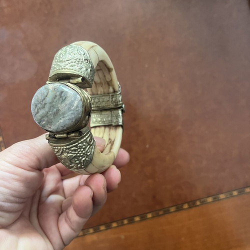Vintage Boho Handmade Bracelet with Bone and Semiprecious Stone used