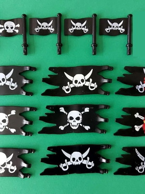 Playmobil pirate flags used