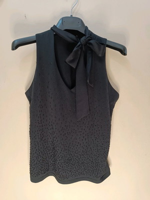 Black sleeveless top with strass and neck tie like new, size M