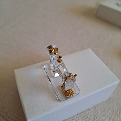 Swarovsky sewing machine new from the Classics collection
