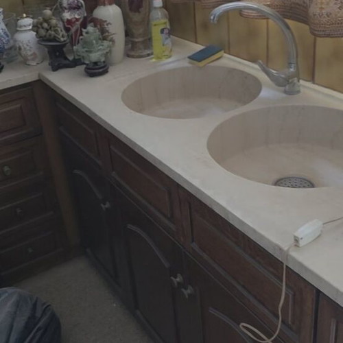 Oak Kitchen Cabinets like new, 10 meters, marble countertops