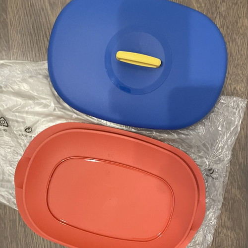 Tupperware serving platter 400 ml, blue and red