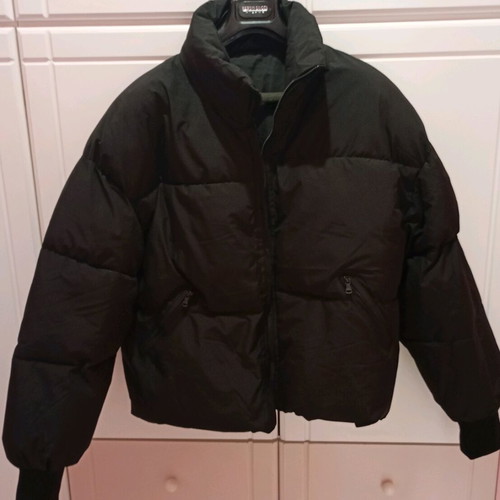 SugarFree women's black puffer jacket new size M