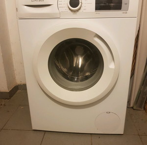 Πλυντηριο ρούχων συγχρονο της Pitsos 8 κιλο. Μοντελο του 19