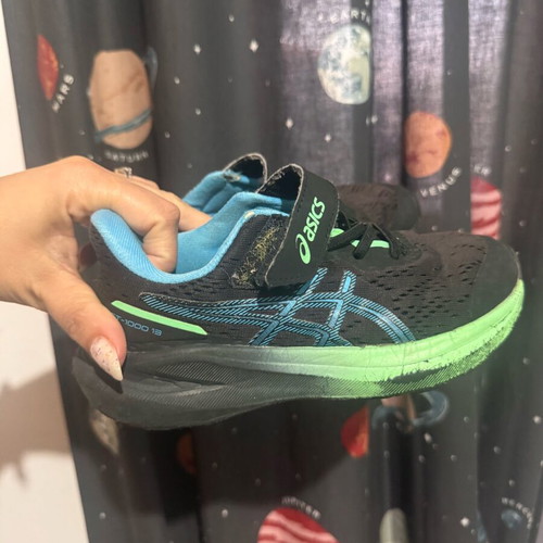 Asics παιδικά αθλητικά παπούτσια GT 1000 13PS μεταχειρισμένα, νούμερο 31,5
