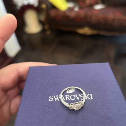 Swarovski ring new