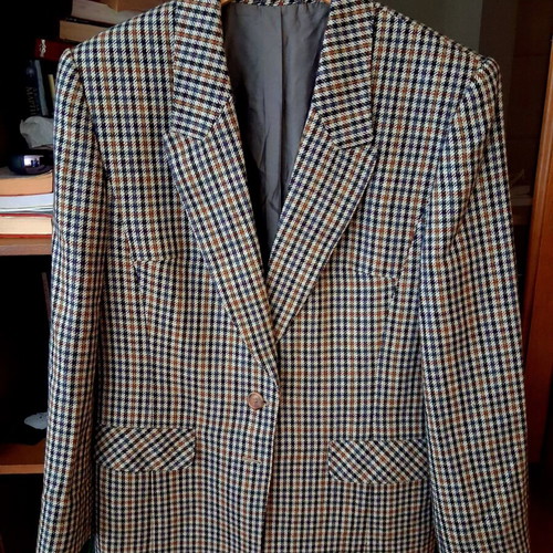 Vintage Tweed Blazer like new, wool and cashmere blend, tailored fit