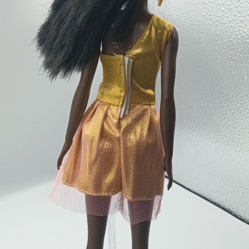 Dress and shoes for fashion dolls like new