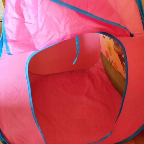 Gabby's Dollhouse Play Tent like new