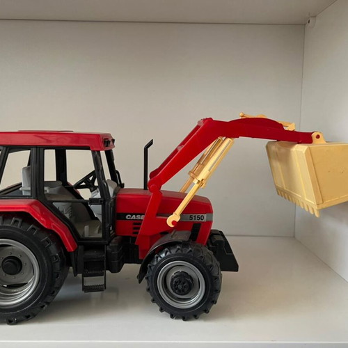 Case 5150 tractor with loader used, plastic, Brudor