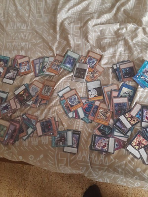 Yu-Gi-Oh! cards like new, pack of 180
