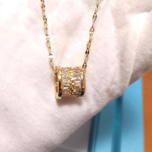 Necklace with stainless steel chain and pendant cylinder with sparkling strass new