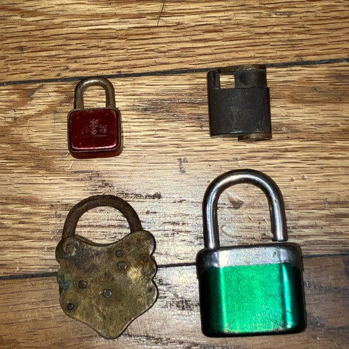 Vintage padlocks used, pack of 6, various sizes