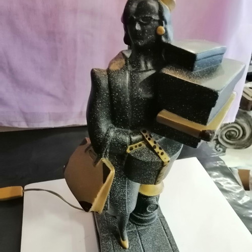 Table lamp