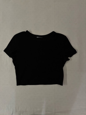 Zara black cropped top size M like new