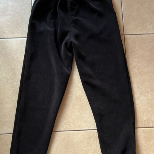 Women's set black corduroy sweatpants and hoodie like new
