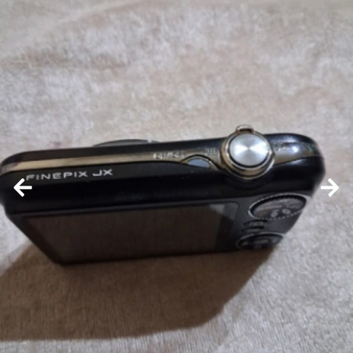 Fujifilm FinePix JX300 digital camera, 14 MP