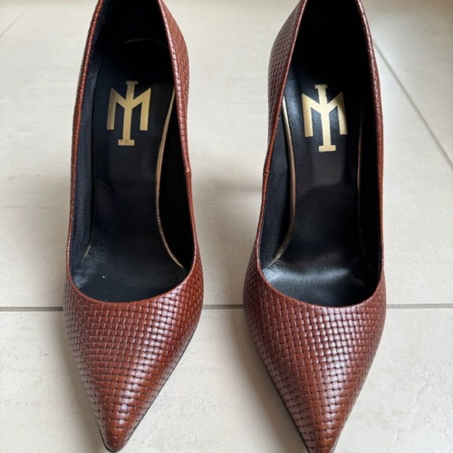 Brown pumps size 38 new