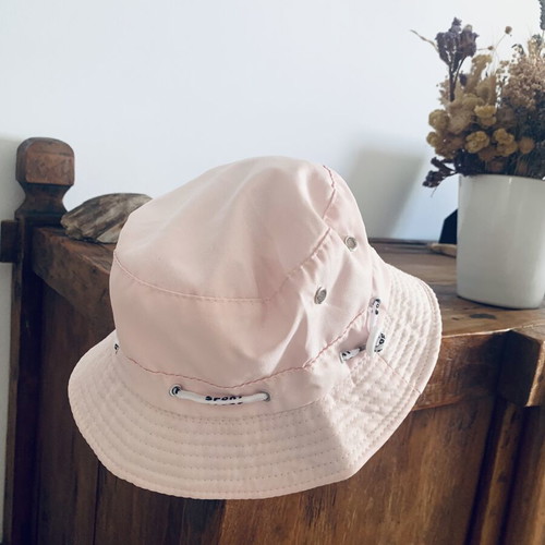 Beach hat like new, soft pink, size 59