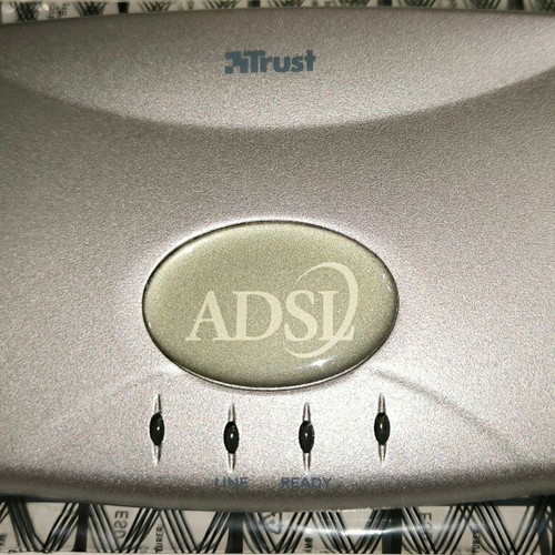 Trust 235A Speedlink ADSL Web Modem new