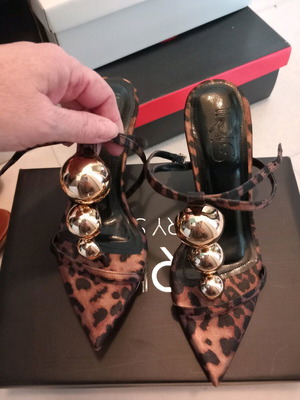 Iris sandals new, black with gold details, size 37