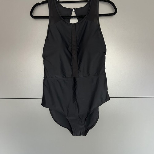 One-piece black swimsuit new, size M