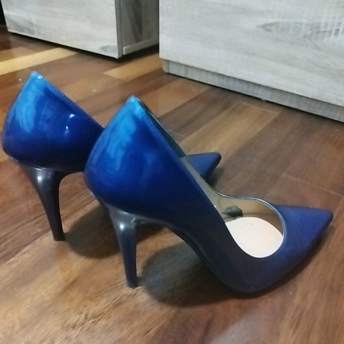Blue Roua Mirror Pumps Size 36 Like New