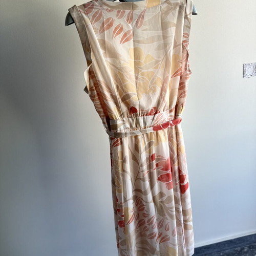 Comma floral dress with tie and zipper, like new, size XXL