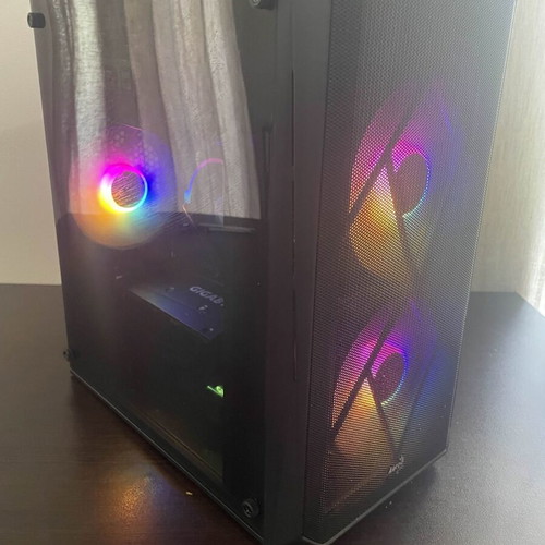 Gaming PC Ryzen 5 5500 RX 7600 16GB RAM 1TB NVMe SSD used