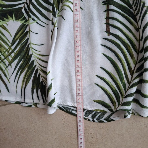H&M Midi Skirt White and Green Like New