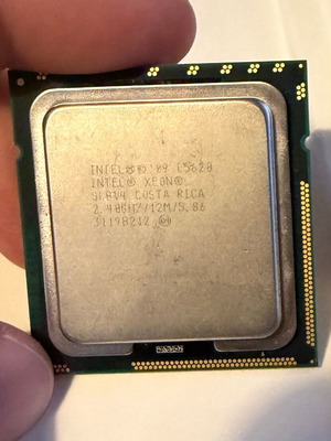 Intel Xeon E5620 Server CPU used, quad-core 2.4 GHz