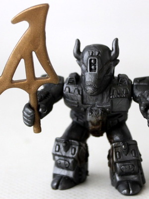 Battle Beasts Black Bloodthirsty Bison Silver Bull Monster Fighter used with weapon El Greco