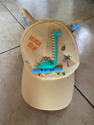 Unisex children's hat like new, multicolor, size S/M