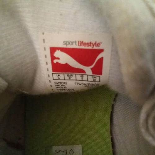 Puma women's athletic shoes used, size 37, white