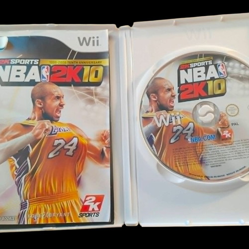 PES 2012, FIFA 09, NBA 2K10 Nintendo Wii games used