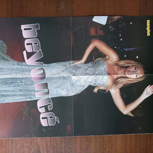 Double-sided poster with Jennifer Aniston, Beyonce, Sakis Rouvas like new