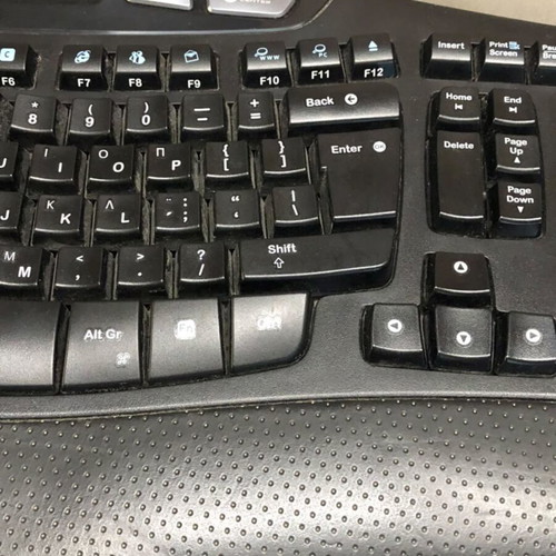 Logitech Wave Ergonomic Wired Keyboard with Greek Layout and Multimedia Keys like new