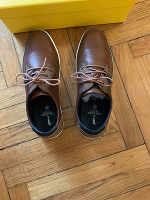 The Calgary mens club shoes new, size 44