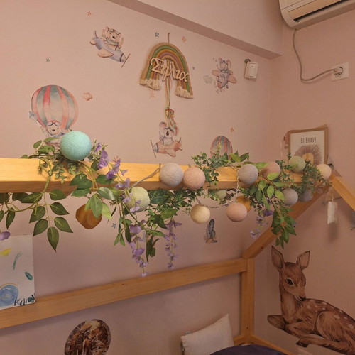 Decorative flowers like new for indoor and outdoor use