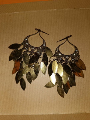 Long gold vintage style boho earrings like new with rhinestones