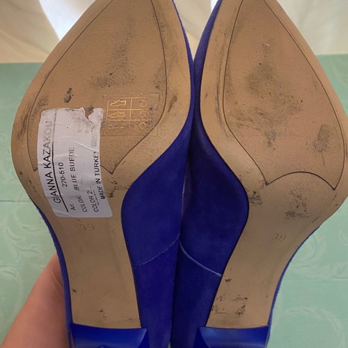 Suede Gianna Kazakou pumps blue electric, worn once, size 39, 8cm heel