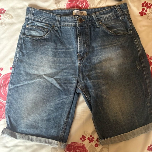 Pull & Bear blue bermuda shorts like new, size 44