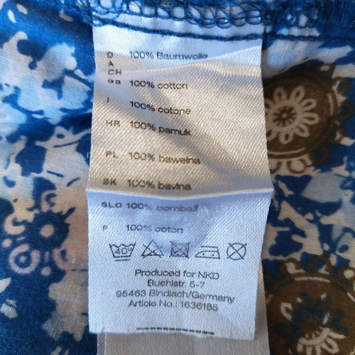 Outfit women's shirt with short sleeves like new, size 4XL, white and blue