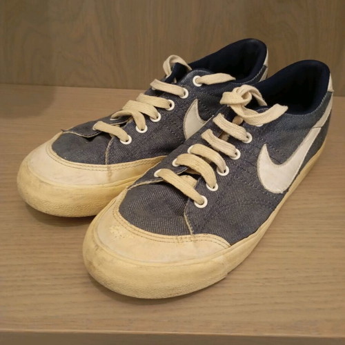 Nike athletic shoes used, blue, size 39