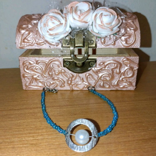 Jewelry set new, 5 pieces gold and silver tone