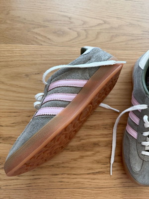 Gazelle Indoor Shoes Adidas σαν καινούργιο, πράσινα, 38.5