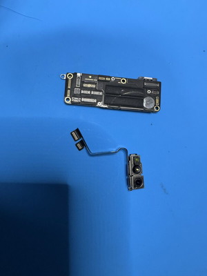 Μητρική πλακέτα και Face ID iPhone 16 Pro Max σαν καινούργια