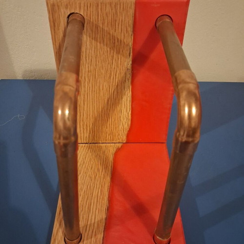 Coffee stand with resin, oak wood and copper handmade